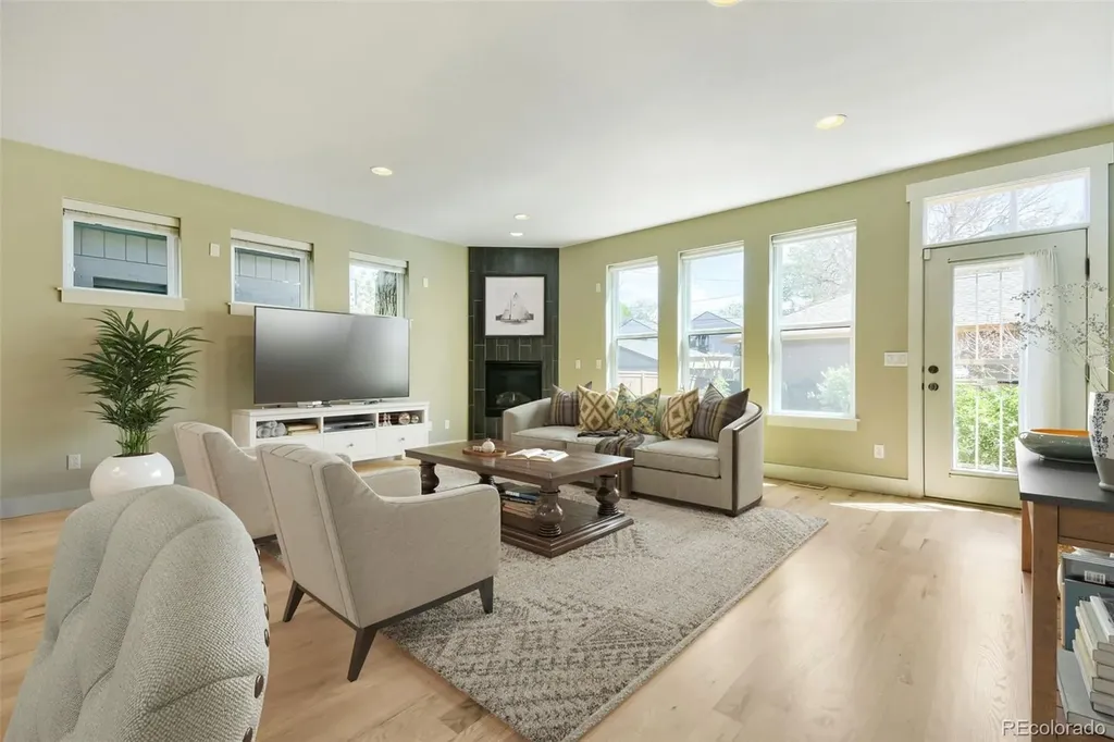 3384 W 33rd Avenue Denver CO 80211