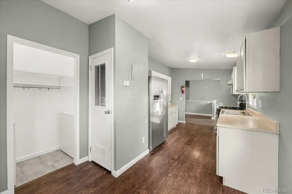 1924 W Asbury Avenue Denver CO 80223