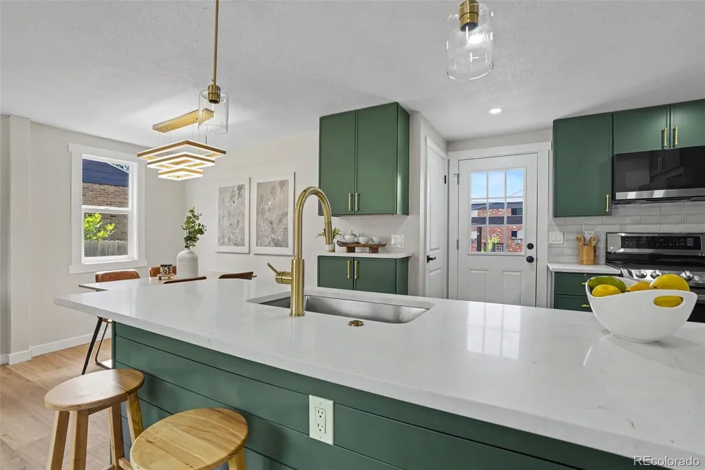 6340 W 61st Avenue Arvada CO 80003