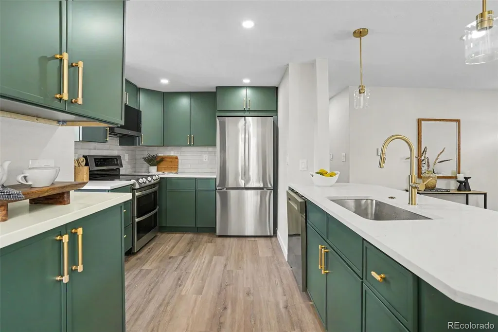 6340 W 61st Avenue Arvada CO 80003