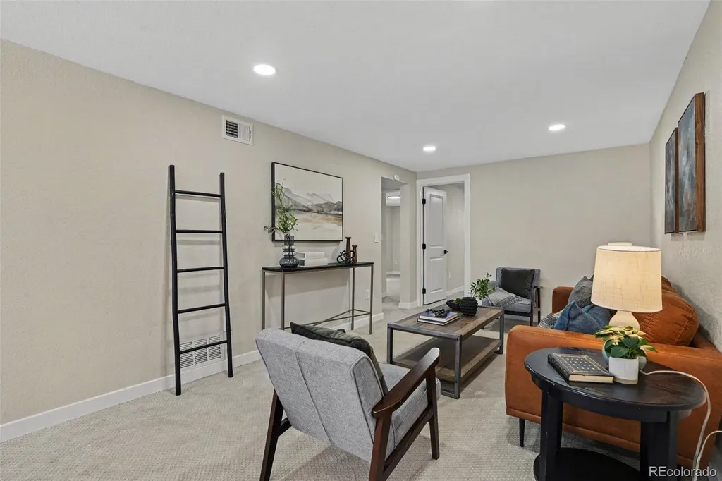 6340 W 61st Avenue Arvada CO 80003
