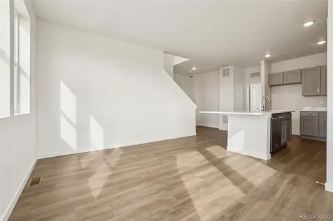 5433 N Eaton Park Way Aurora CO 80019