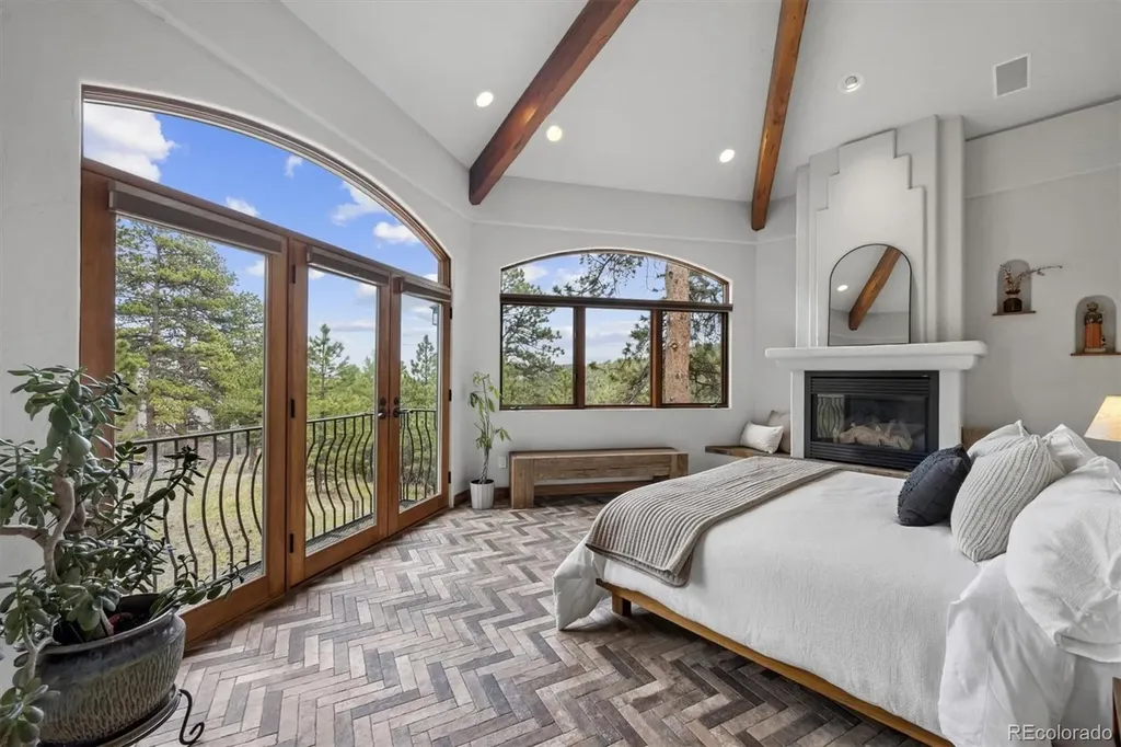 23004 Whispering Woods Golden CO 80401
