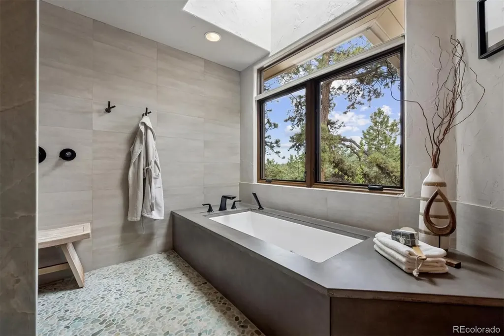 23004 Whispering Woods Golden CO 80401