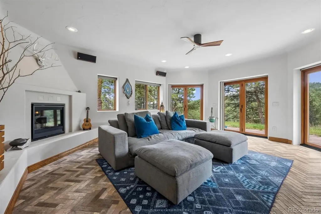 23004 Whispering Woods Golden CO 80401