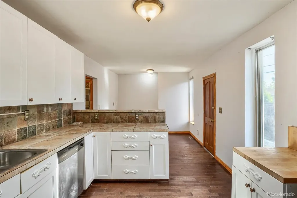3834 Pecos Street Denver CO 80211