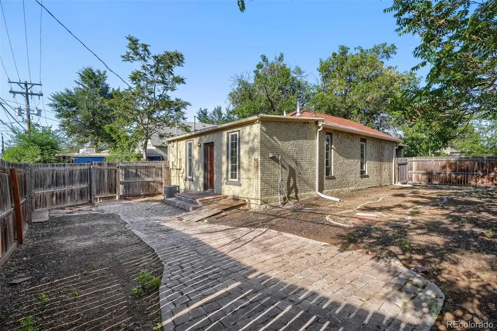 3834 Pecos Street Denver CO 80211