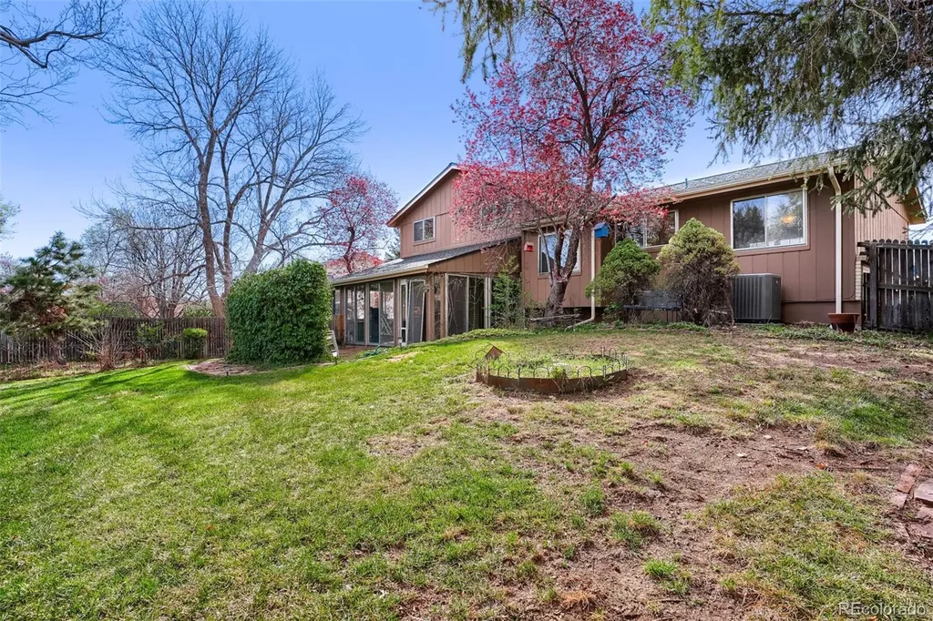 5889 W Fair Drive Littleton CO 80123
