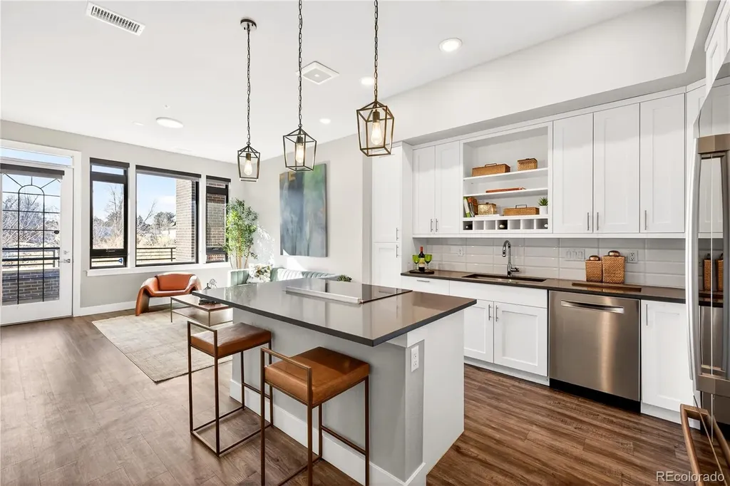 6618 E Lowry Boulevard Denver CO 80230