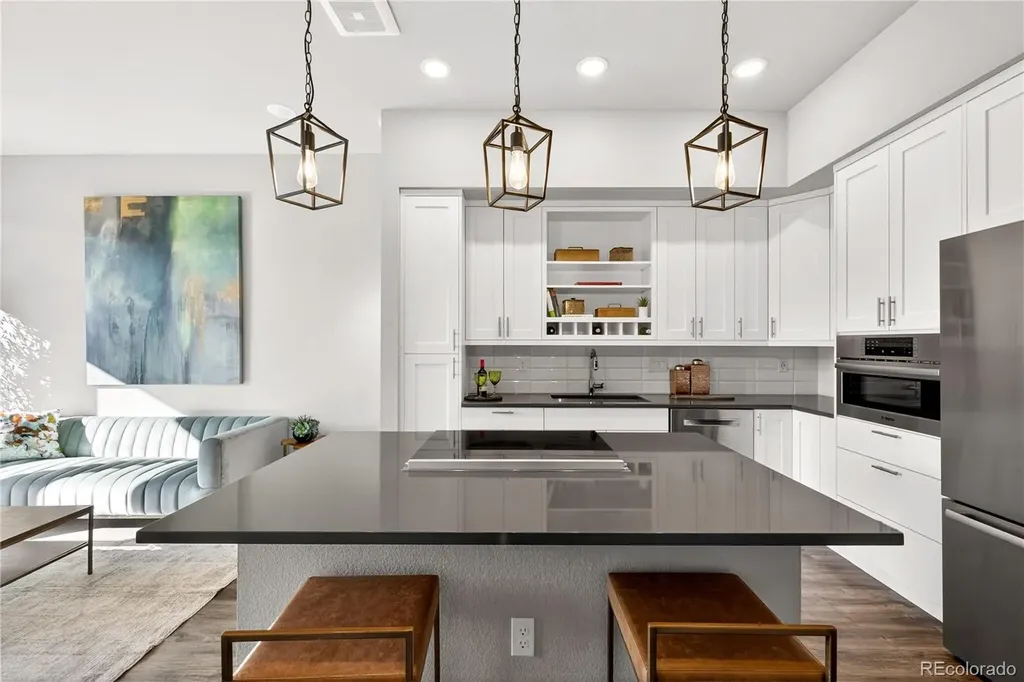 6618 E Lowry Boulevard Denver CO 80230