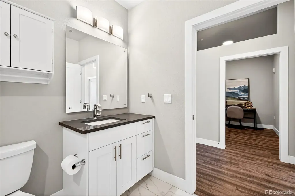 6618 E Lowry Boulevard Denver CO 80230