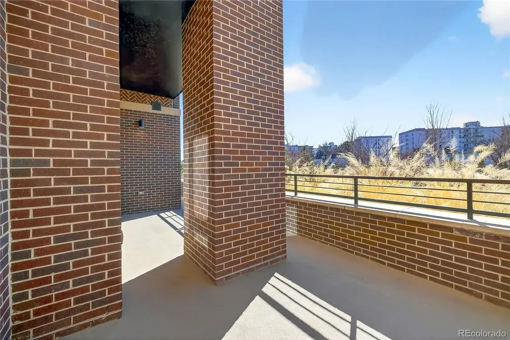 6618 E Lowry Boulevard Denver CO 80230