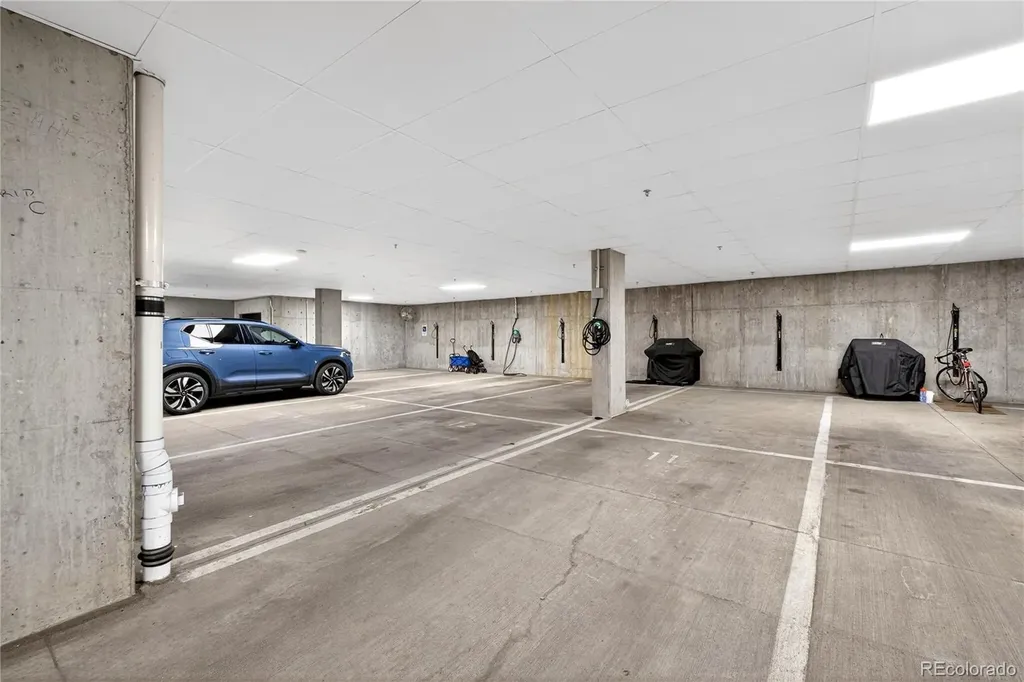 6618 E Lowry Boulevard Denver CO 80230