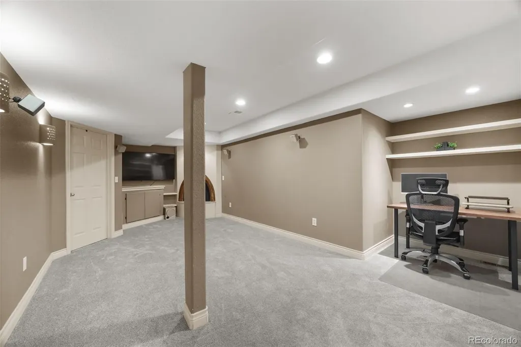 2826 Willow Street Denver CO 80238