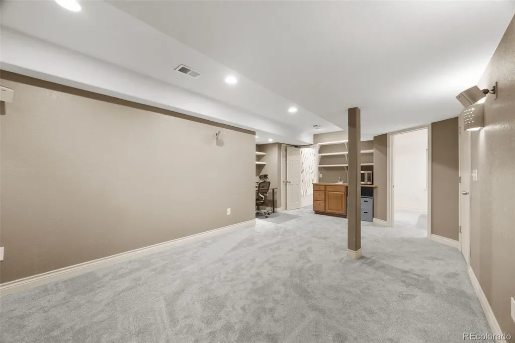 2826 Willow Street Denver CO 80238