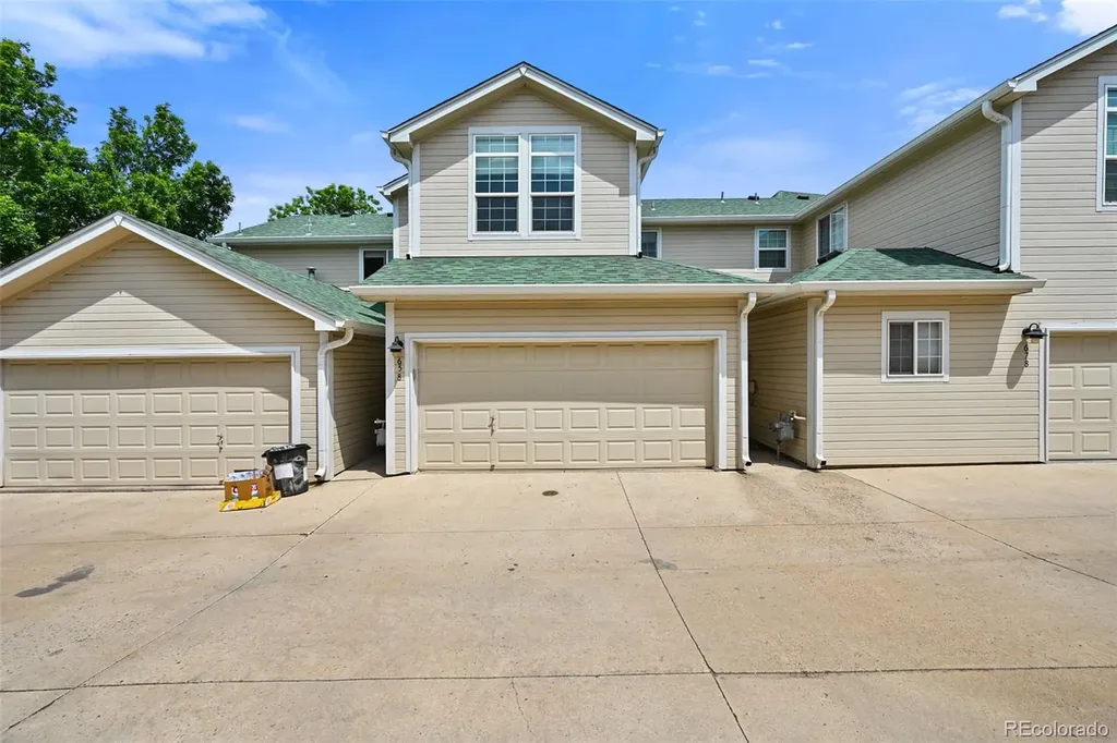 658 S Yarrow Street Lakewood CO 80226