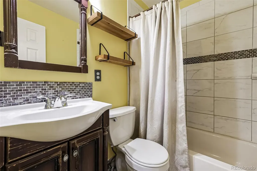 432 S Potomac Circle Aurora CO 80012
