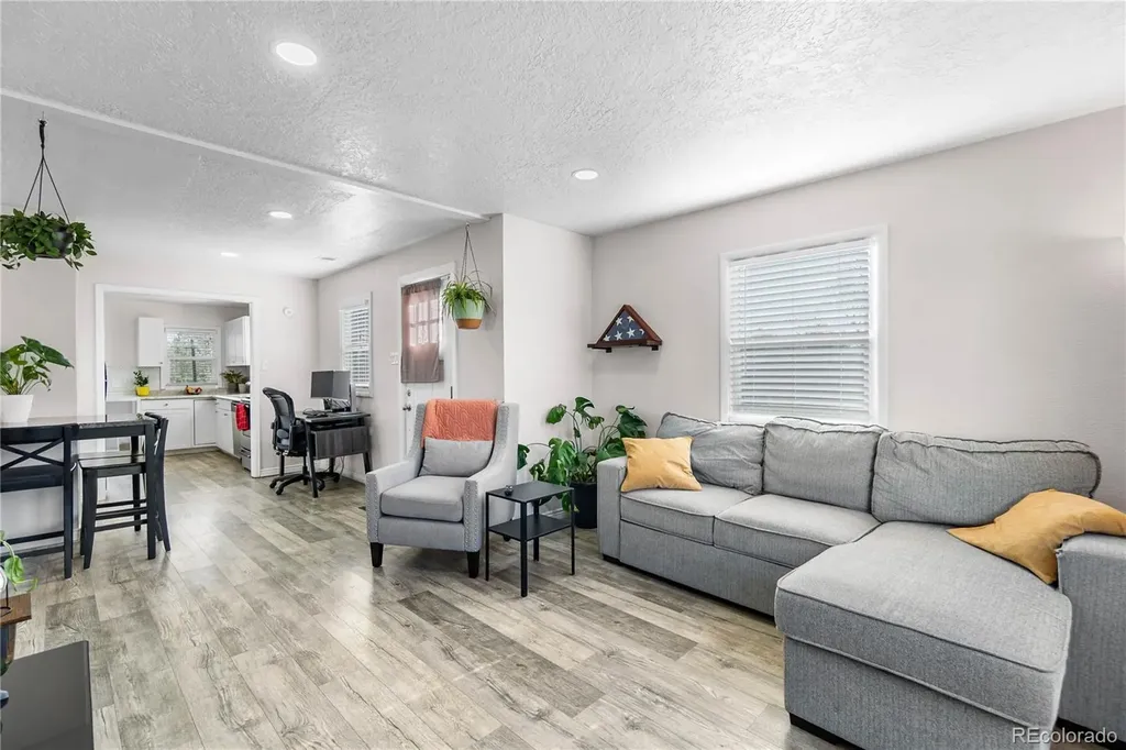 4122 W 76th Avenue Westminster CO 80030