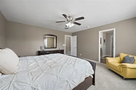 25084 E Pinewood Place Aurora CO 80016