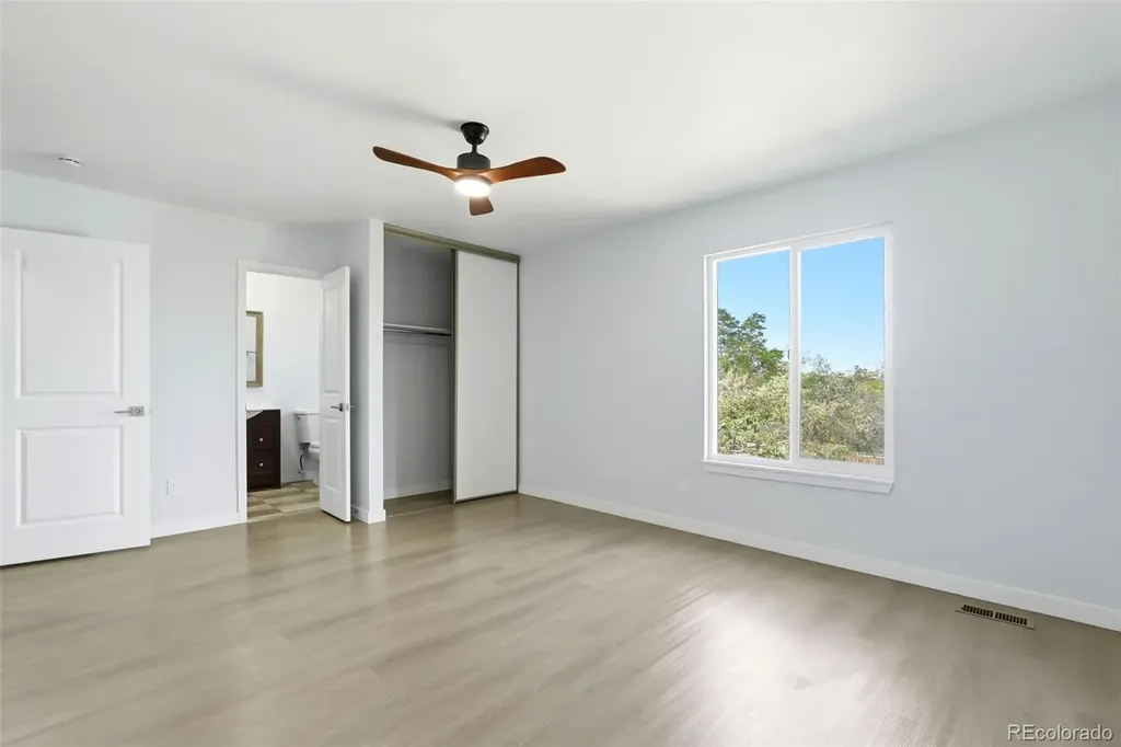 6752 S Dahlia Court Centennial CO 80122