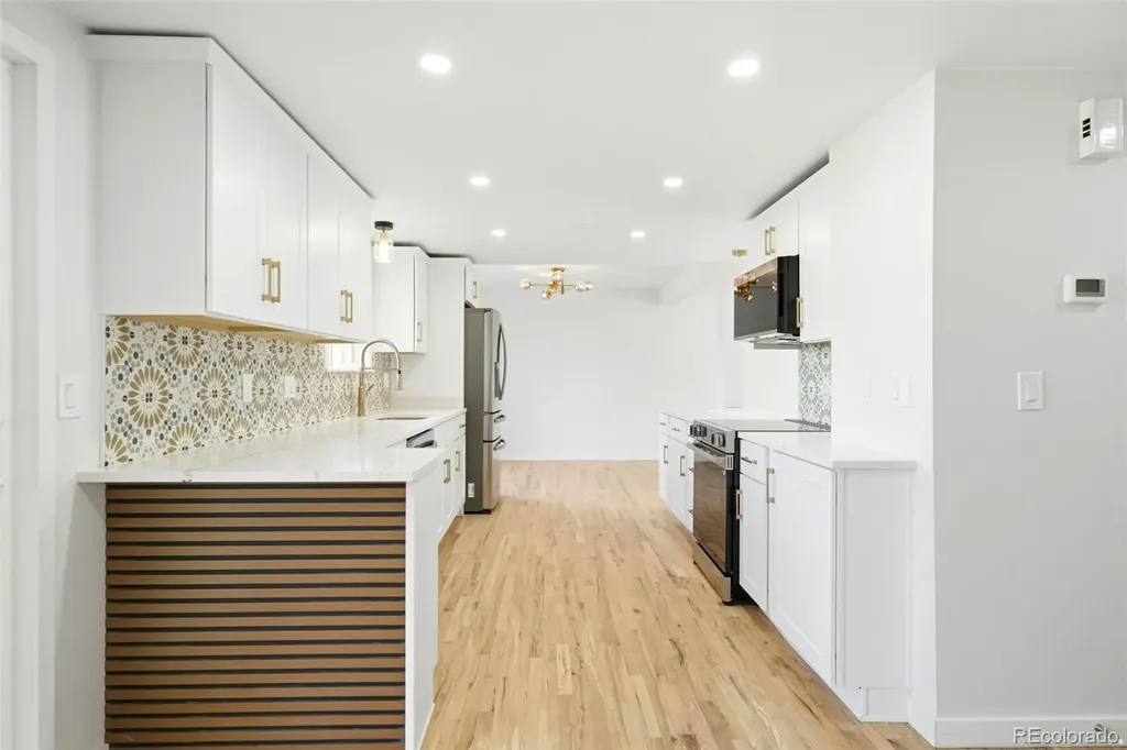 6752 S Dahlia Court Centennial CO 80122