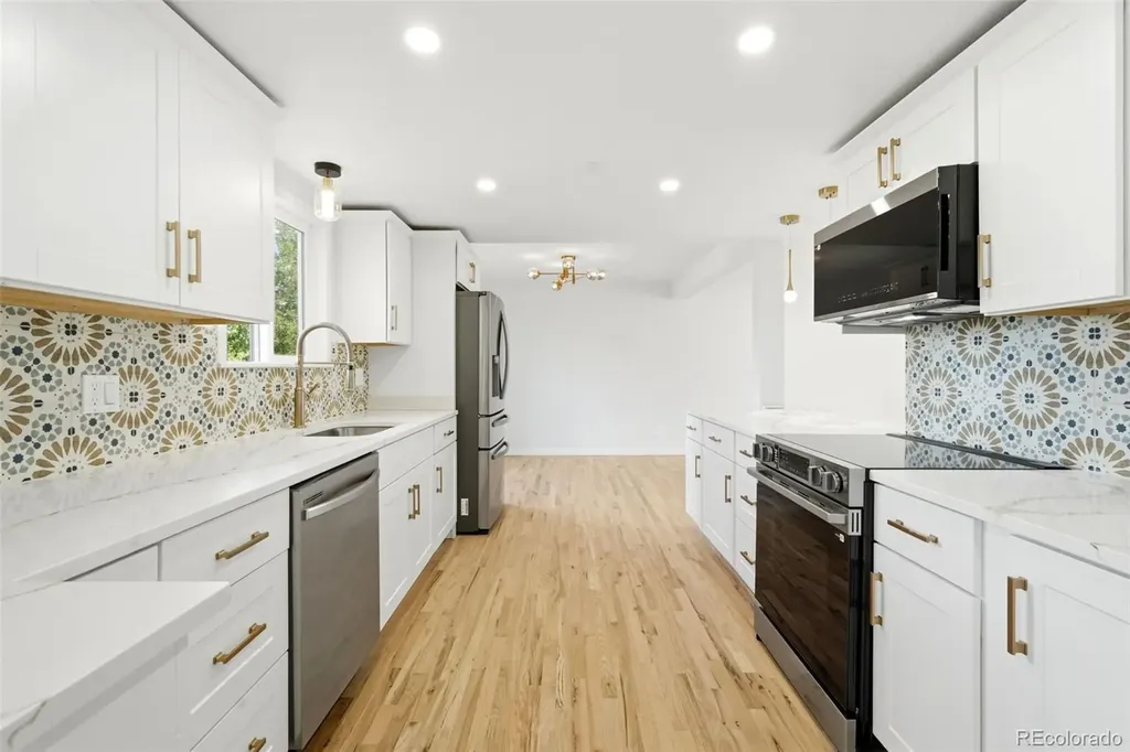 6752 S Dahlia Court Centennial CO 80122