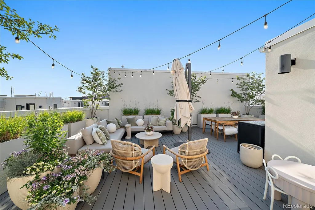 818 Ash Street Denver CO 80220
