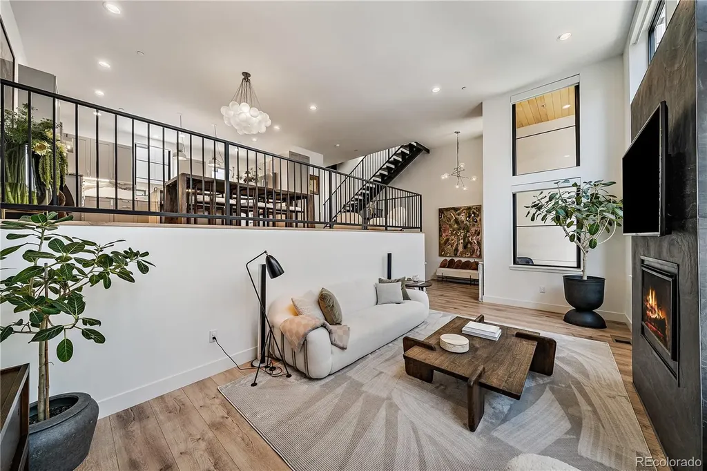 818 Ash Street Denver CO 80220