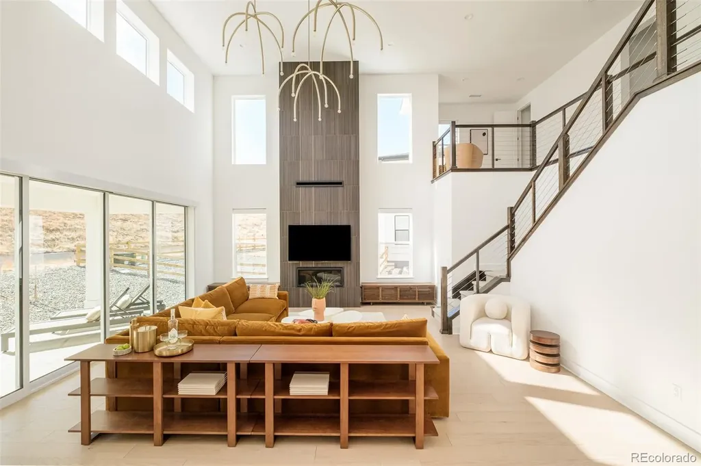 1158 Brotherton Point Castle Rock CO 80104