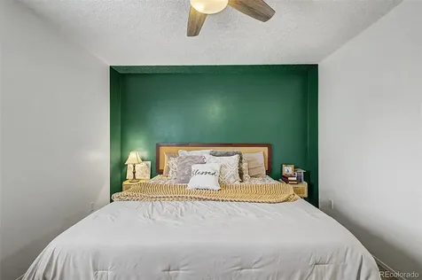 8952 W Dartmouth Place Lakewood CO 80227