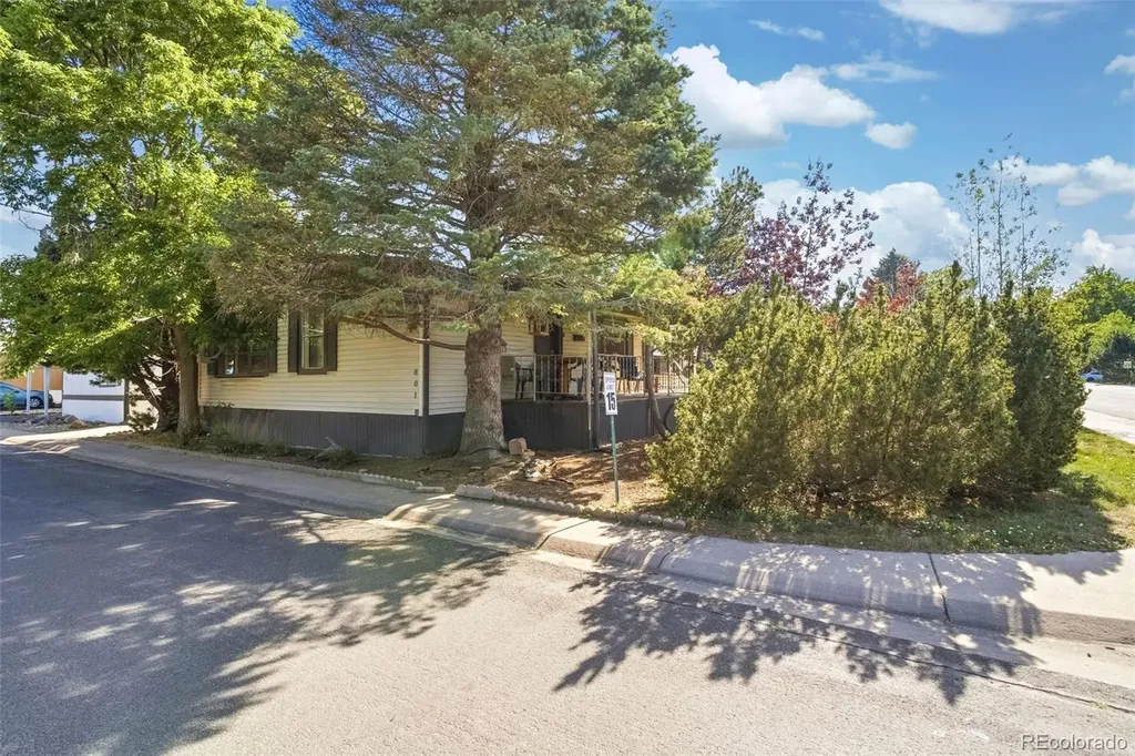 801 Quail Cove Lafayette CO 80026