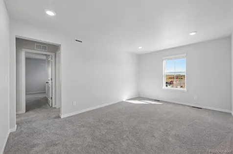4709 N Valdai Court Aurora CO 80019