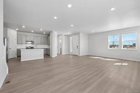 4709 N Valdai Court Aurora CO 80019