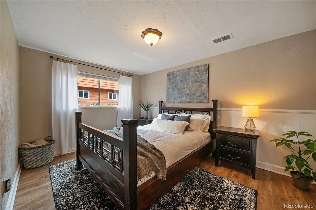 3272 S Wabash Court Denver CO 80231