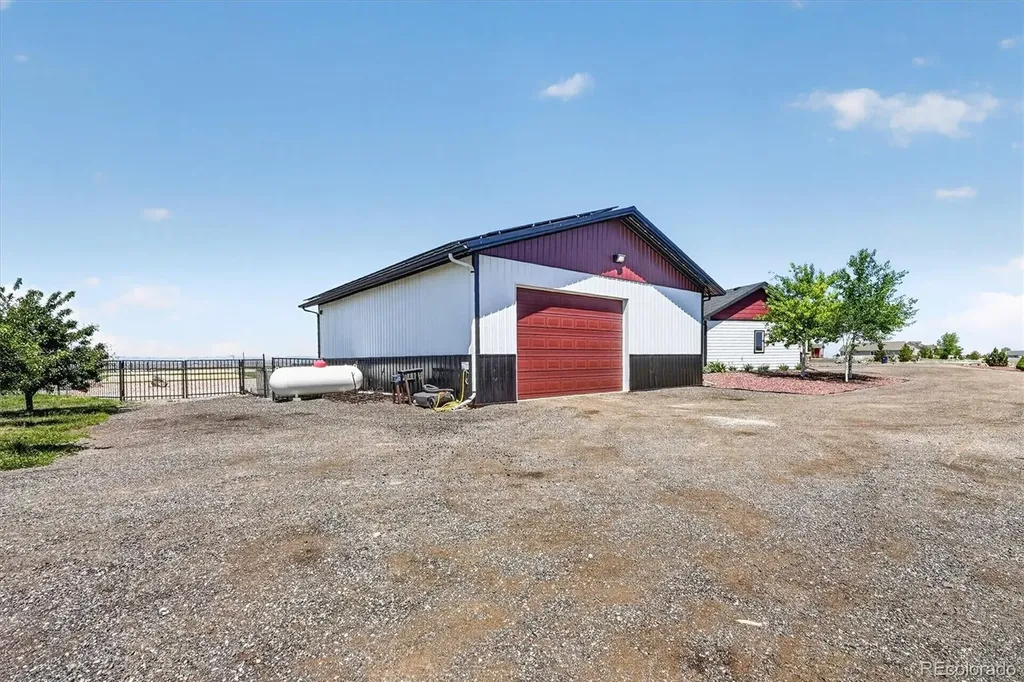 14421 Avery Way Keenesburg CO 80643