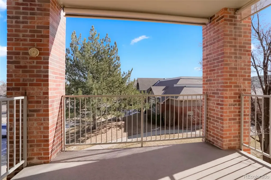 2895 W Riverwalk Circle Littleton CO 80123