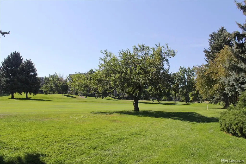 2734 S Heather Gardens Way Aurora CO 80014