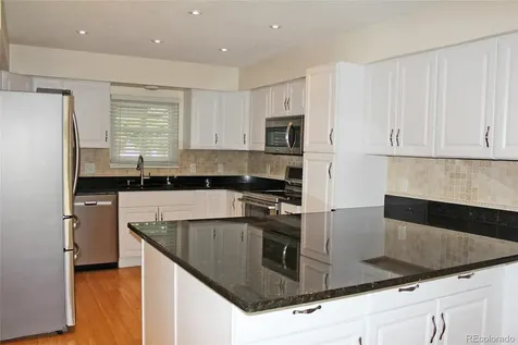 2734 S Heather Gardens Way Aurora CO 80014