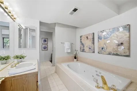 7670 S Hudson Street Littleton CO 80122