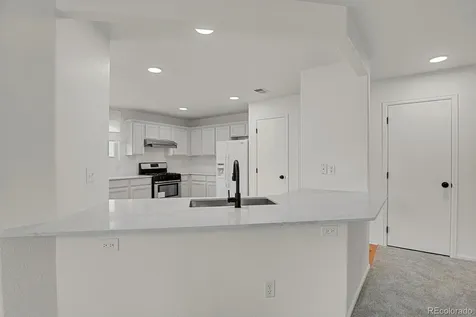 5530 S Quemoy Circle Aurora CO 80015