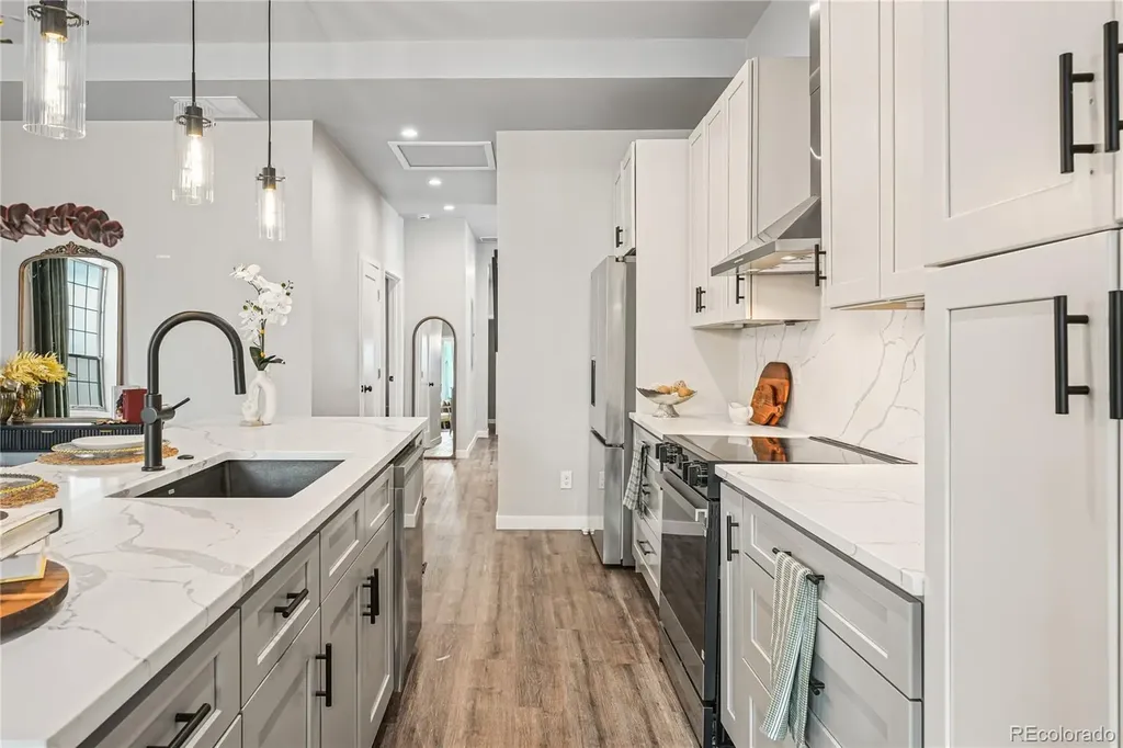 2949 Glenarm Place Denver CO 80205