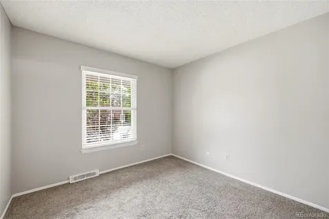7068 S Knolls Way Centennial CO 80122