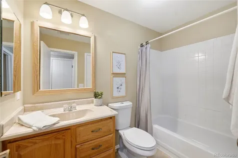 7068 S Knolls Way Centennial CO 80122