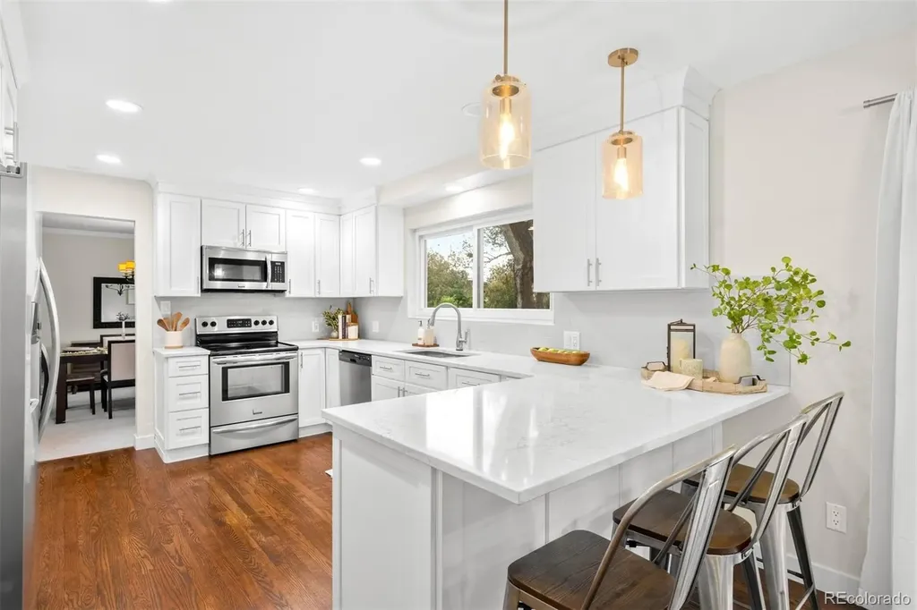 7180 W Fairview Drive Littleton CO 80128