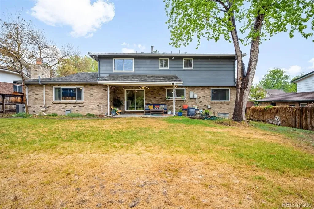 7180 W Fairview Drive Littleton CO 80128