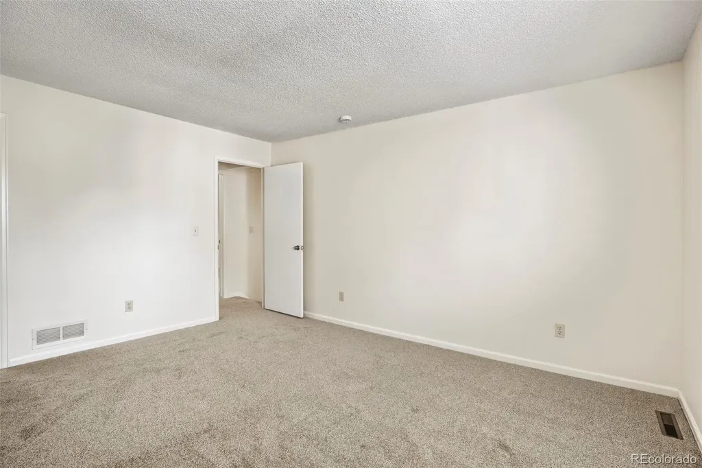 11821 E Cornell Circle Aurora CO 80014