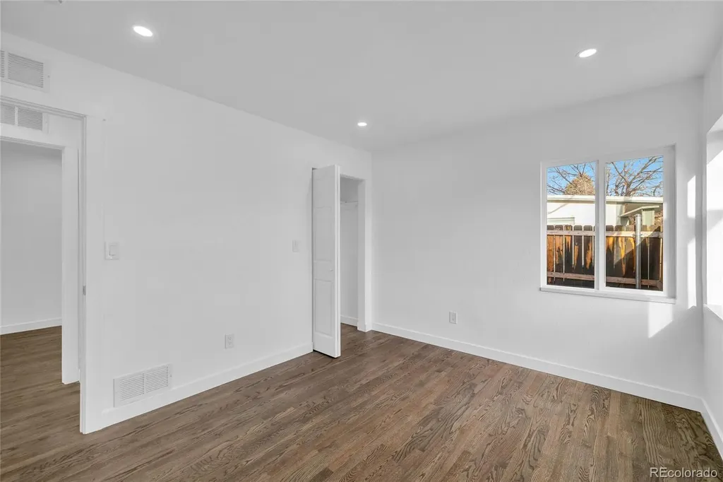1551 W Hoye Place Denver CO 80223
