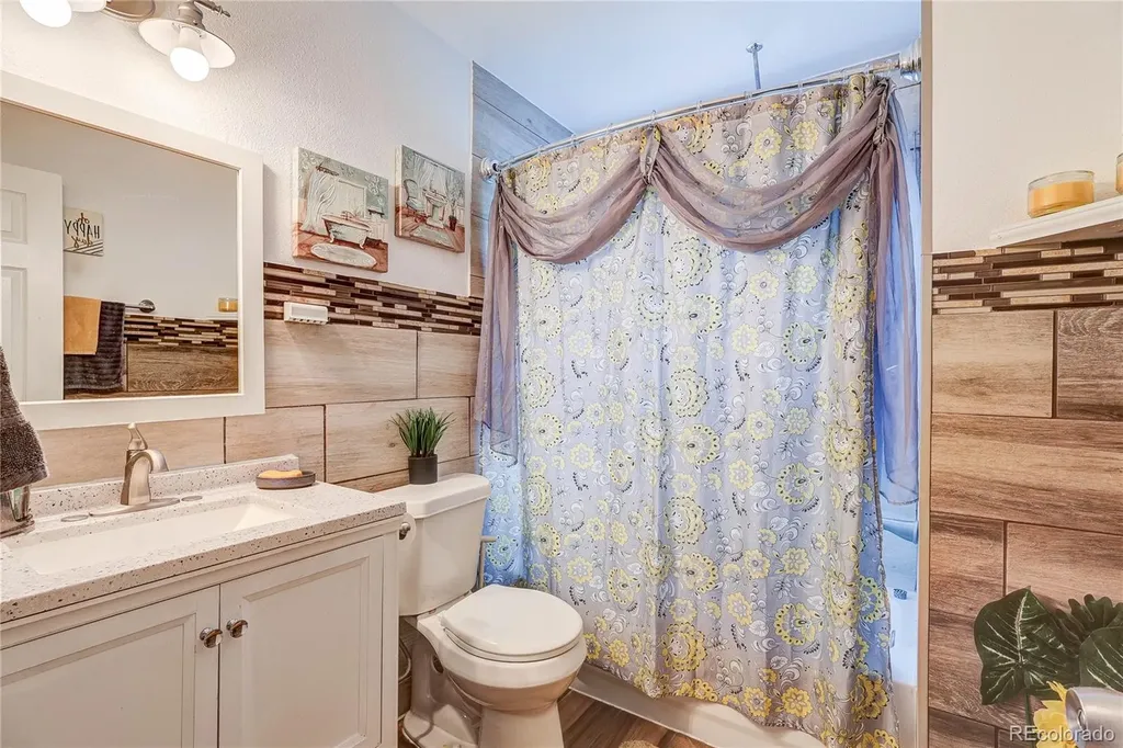 13142 E Louisiana Avenue Aurora CO 80012