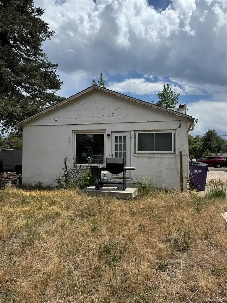 4921 W Tennessee Avenue Denver CO 80219