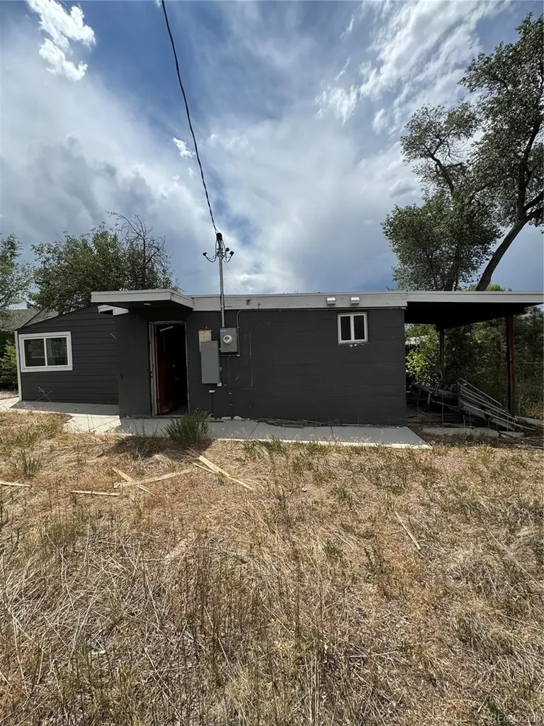 4921 W Tennessee Avenue Denver CO 80219